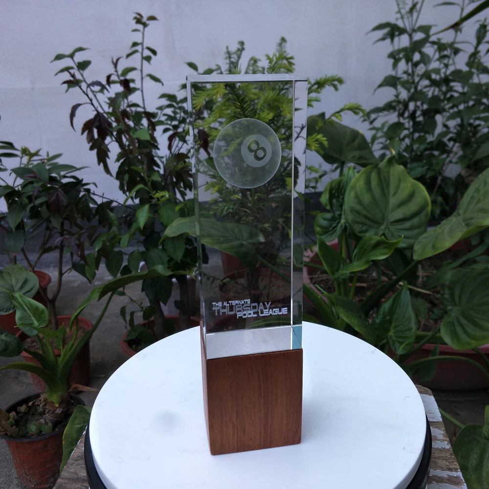 Customized Individual Name Engraved High Quality cube 3D laser inside Crystal glass  Award Trophy with wood base Souvenir Gifts