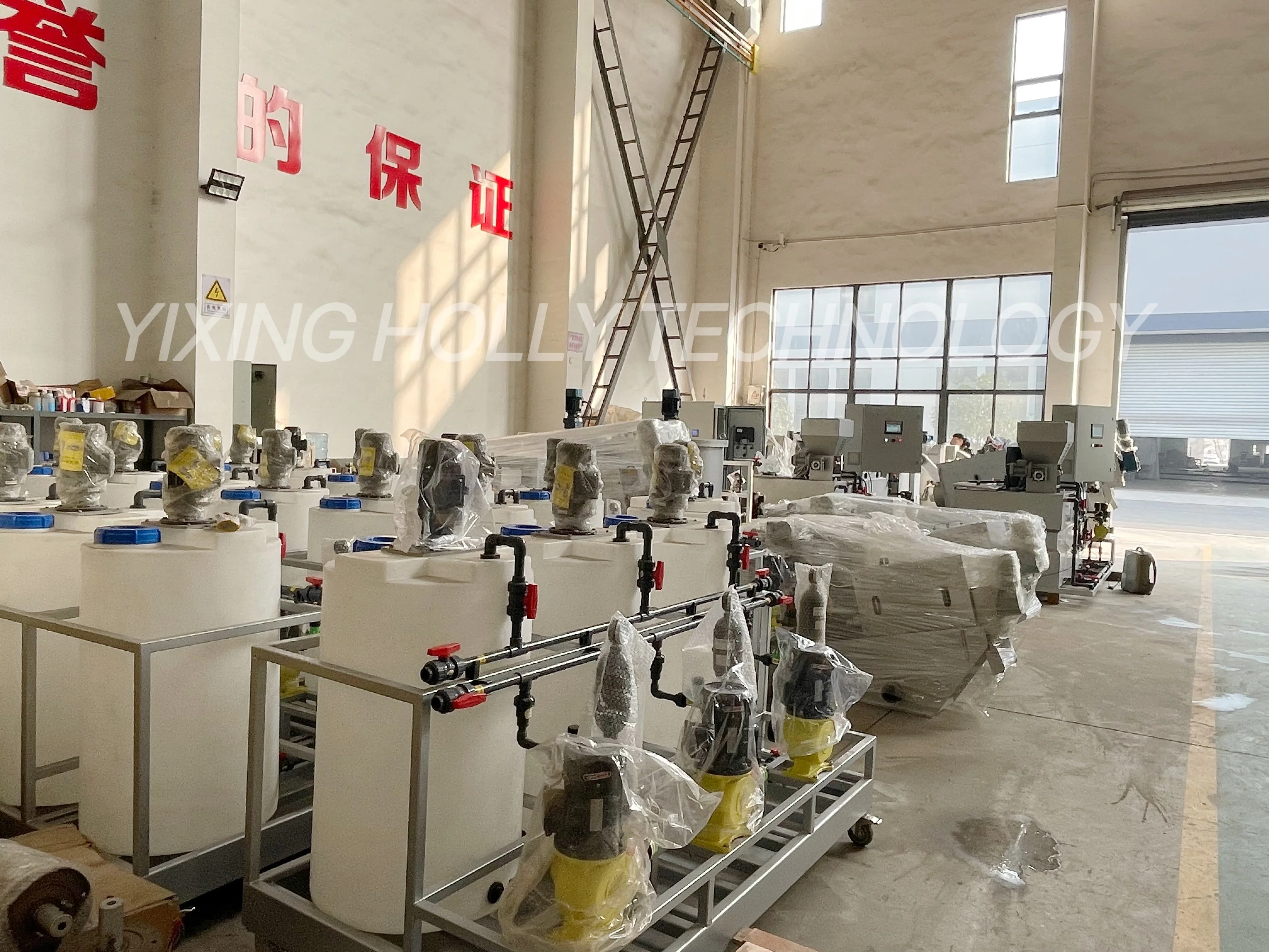 Автоматическая машина для подготовки полимеров очистки сточных вод