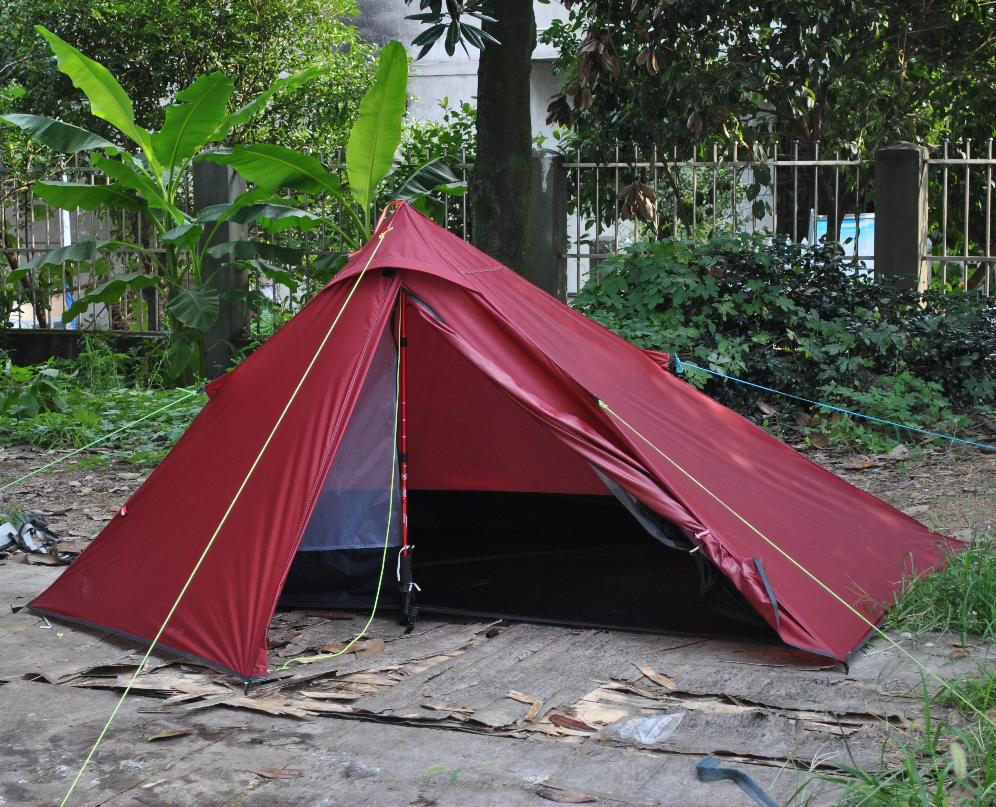 Trekking Pole Tent Ultralight 2 Person 3 Season Tent, Lightweight Pyramid Tent for Mountaineering Hiking Camping,Ultralight tent