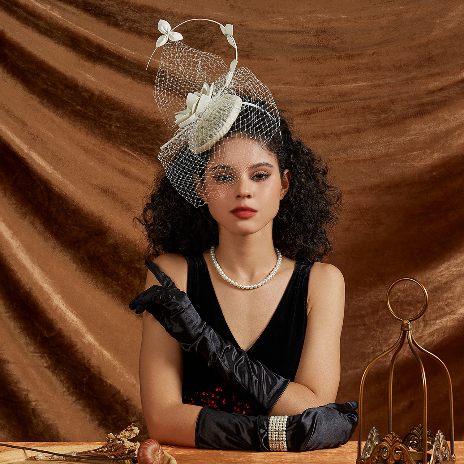 New Design Elegant Fascinator Hat Charming Flower Sinamay Church Hat Netting Formal Hat for Women Wedding Party Decoration
