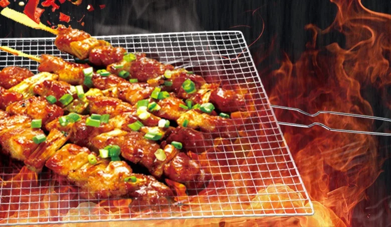 Heat Resistant Stainless Steel Wood Handle Barbecue Grill Net Portable Bbq Grill Basket For Roasting Meat Grill Accessories