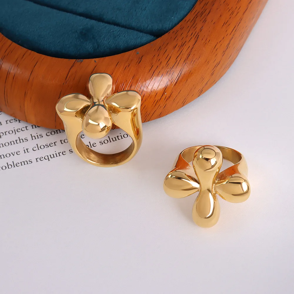 New Design 18 K Gold Plated Stainless Steel Flower High Polish Ring Waterproof Non Fading Jewelry Women Wedding Gift