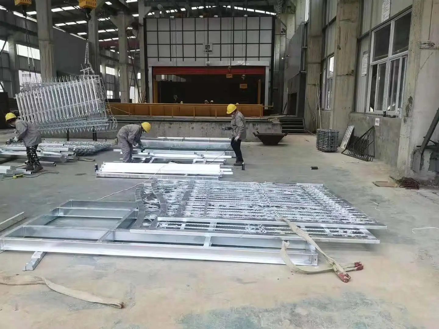 
Hot galvanized treatment machining service 