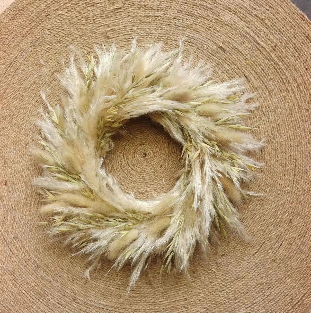 Premium Soft Dream Wooden Wedding Garlands & Wreaths, 30cm Wreath Frame with Pampas Grass - Perfect Kindle Home Decor