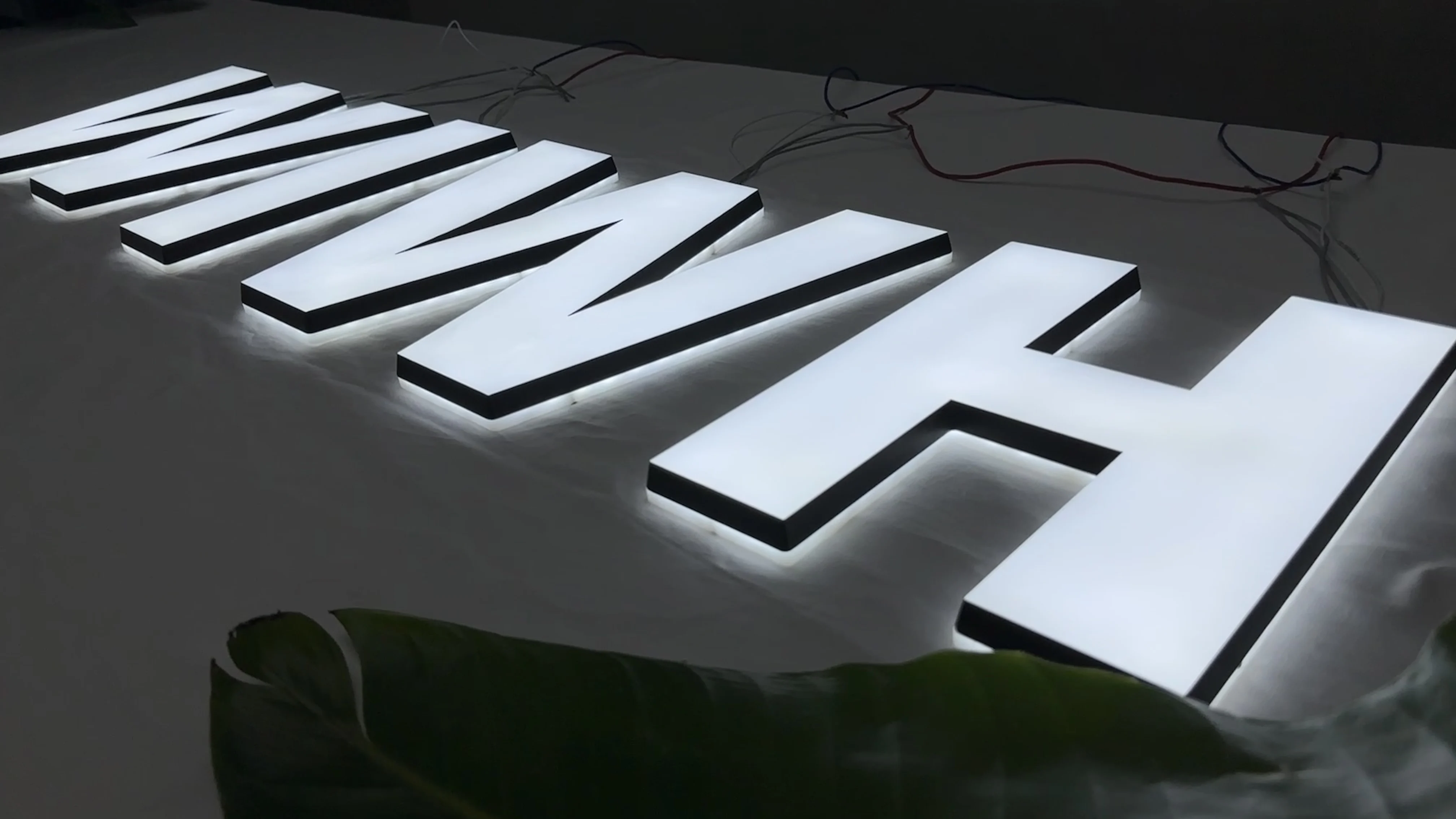 3D Led Acrylic Letter Illuminated Sign High Brightness Mini logo