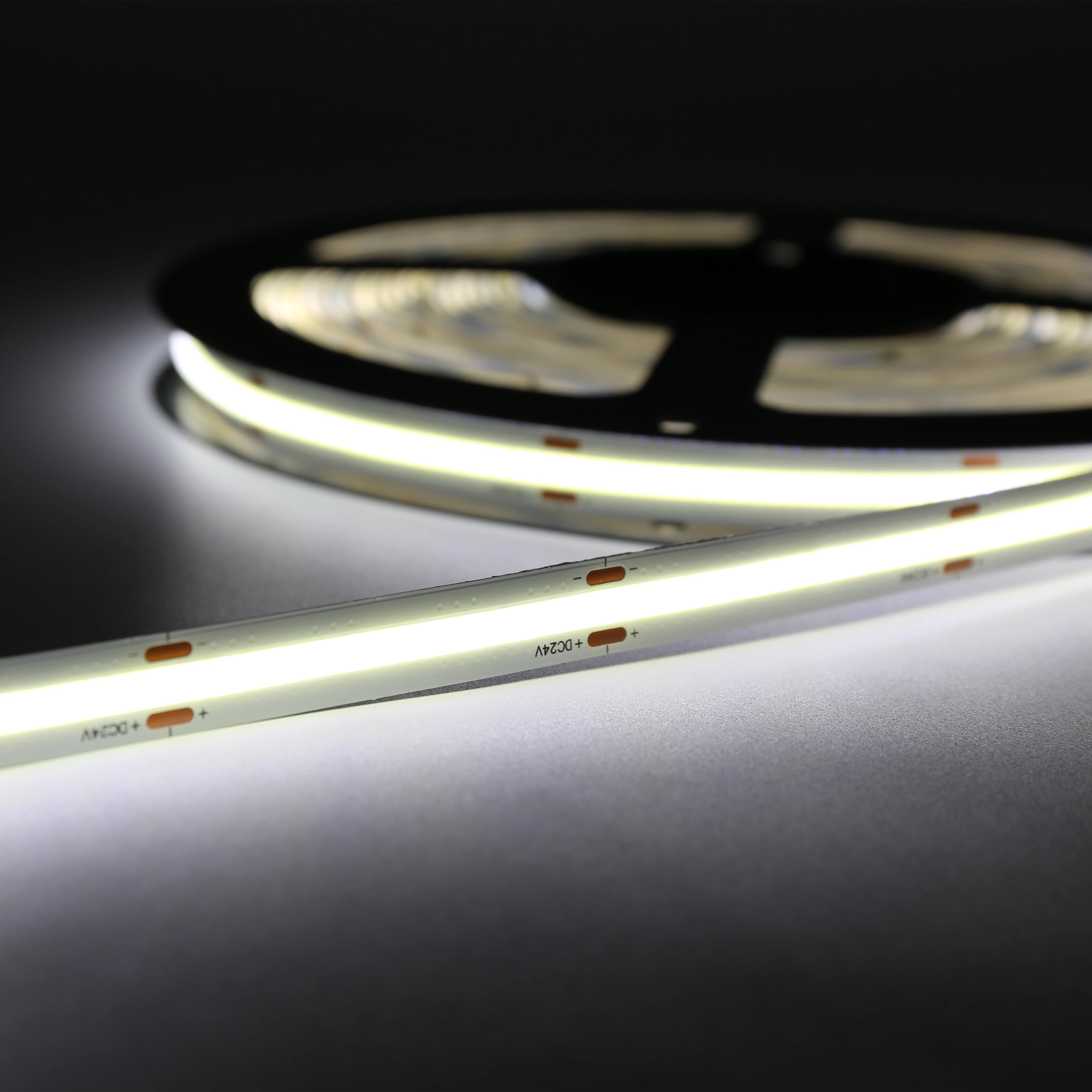 High Quality COB 480leds/m 24VDC 9W/m Window Decorative LED Strip Light Tape