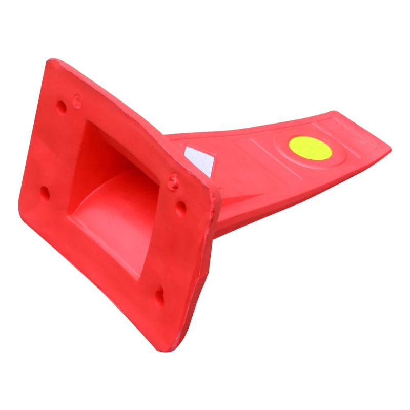  Excellent quality professional plastic lane divider for road