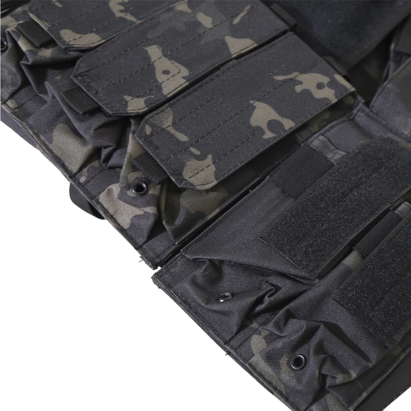 Wholesale low price high quality Versatile Vest Protects Tactical Vests with Polyester Fabrics