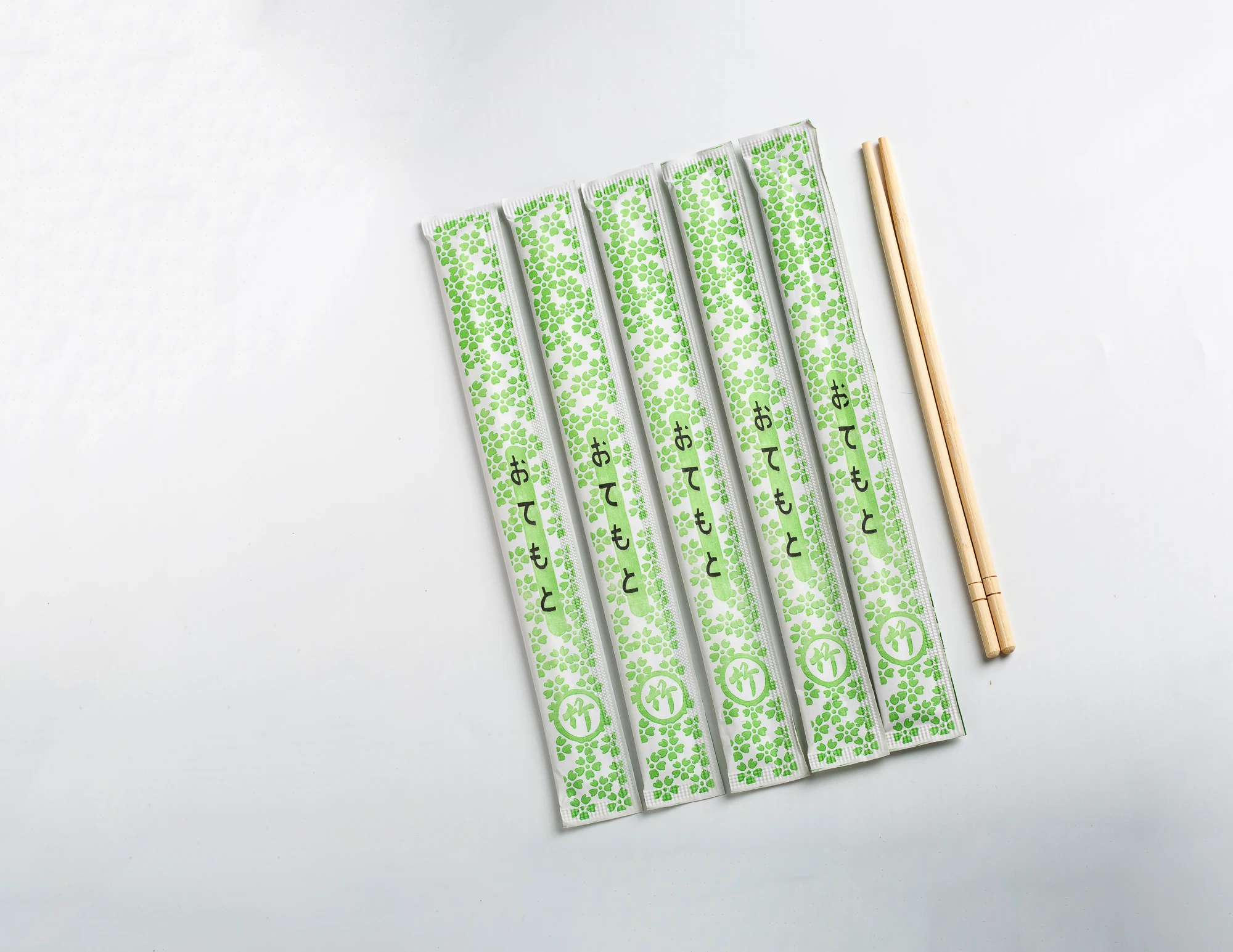 High Quality Factory Price Disposable Bamboo Chopsticks with Paper
