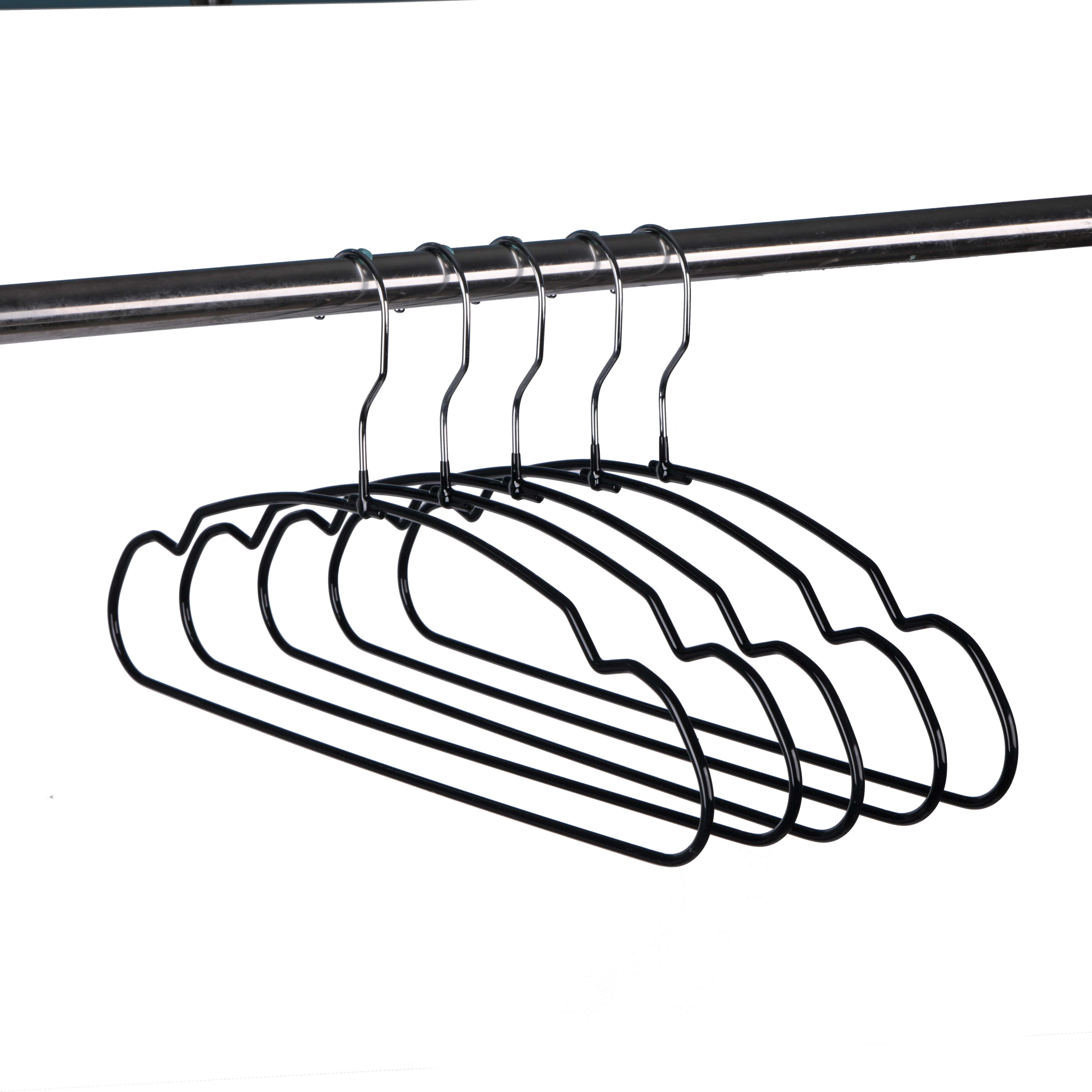 Wholesale Heavy Duty Metal Wire Hanger for Clothes with Black PVC Coated