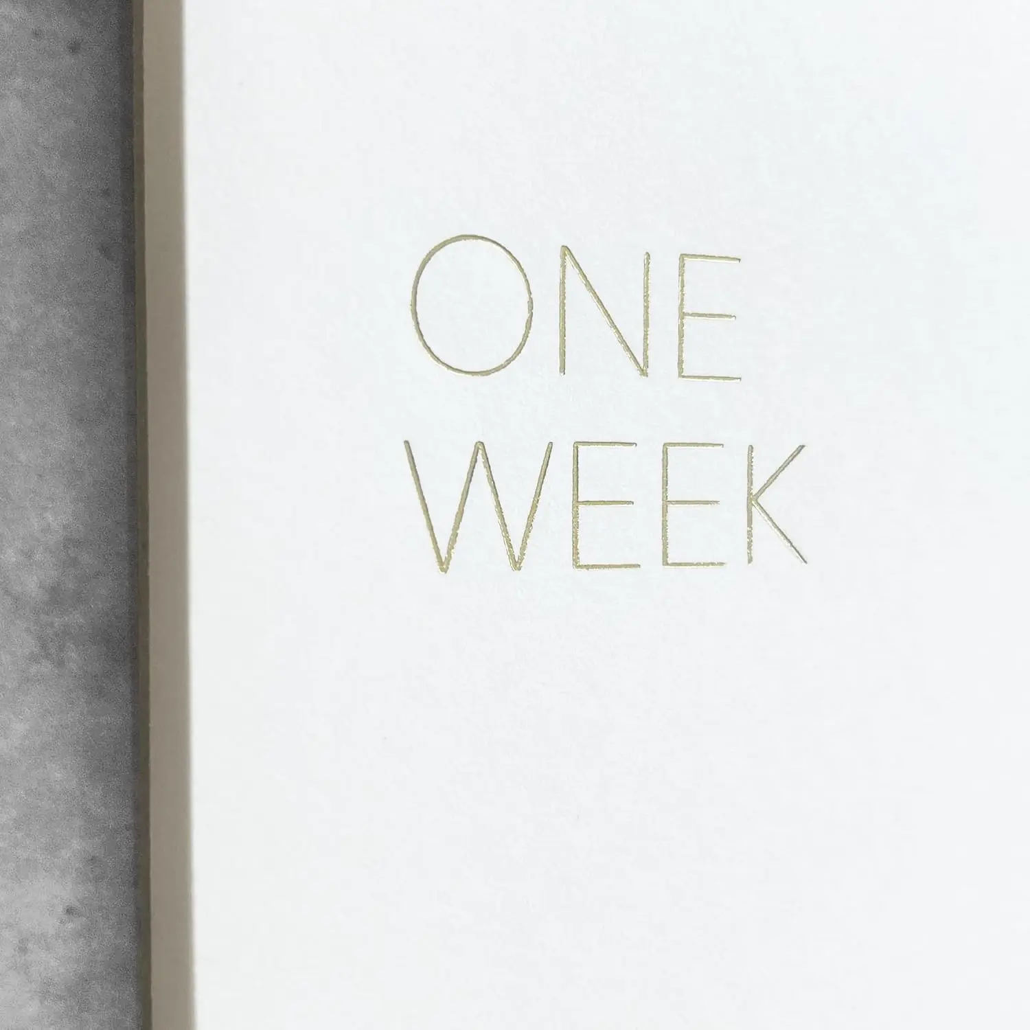 Elegant Undated Weekly Desk Planner, Gold Foiled, A4, Minimalist Weekly To Do List Notepad, Daily Schedule, Week Planner Pad