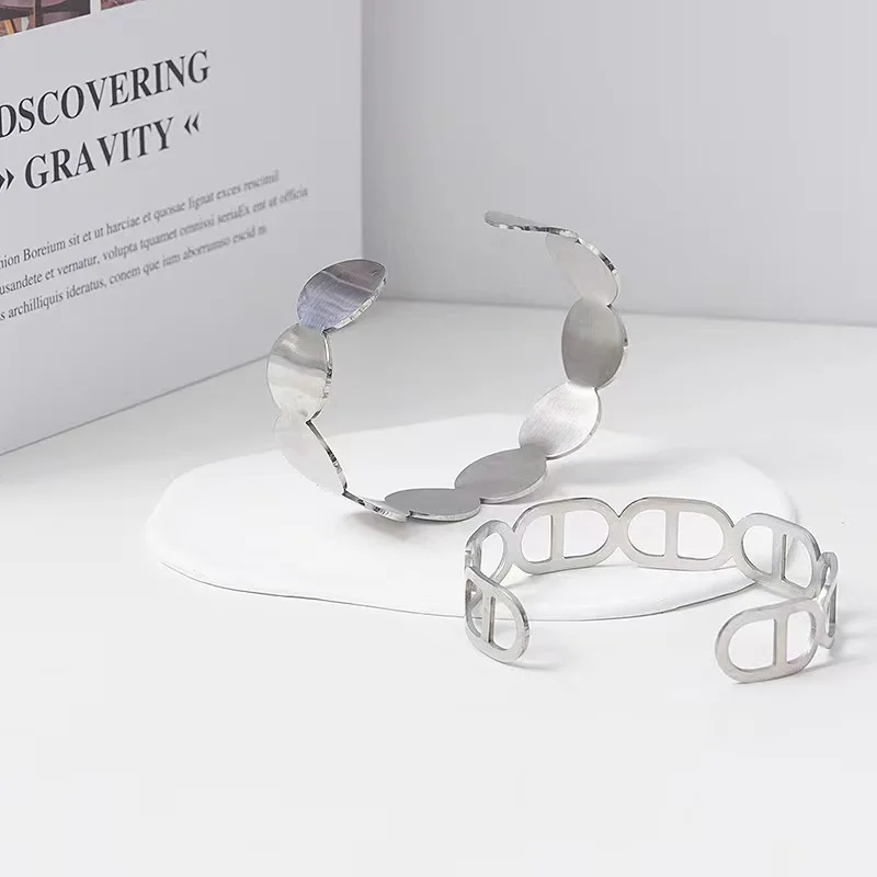 Europe and America Arm Ring Titanium Steel Color Adjustable Arm Bracelet High-end Summer Decorations