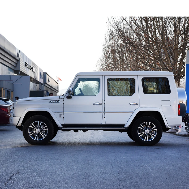 Лучшая цена Baic Bj80 2023 топливный бензиновый автомобиль сделанный в Китае 4x4 внедорожный для Пекина BJ80 Подержанный продажи