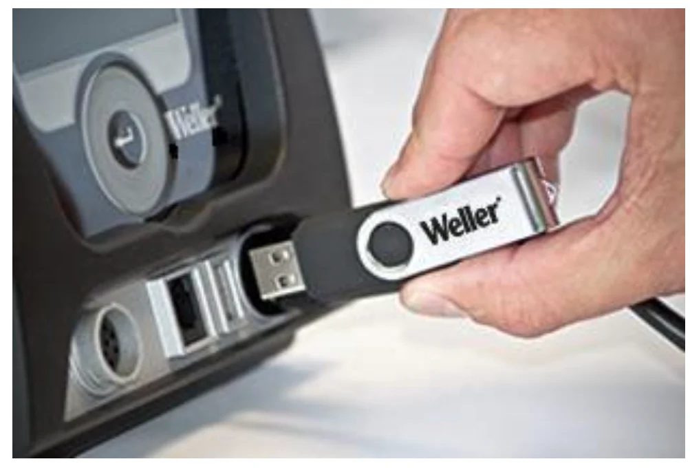 Weller WXD2 255W Professional Desoldering Station with Dual Channels for Simultaneous Use of Soldering Iron and Desoldering Iron