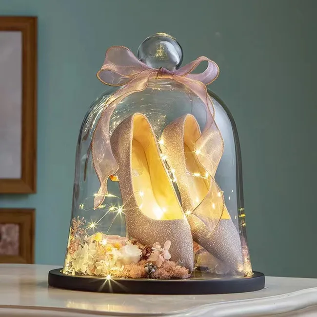 Wedding decor valentine gifts Custom Large Small Bell Glass Cloche with lights glass bell dome jar with LED light wooden base