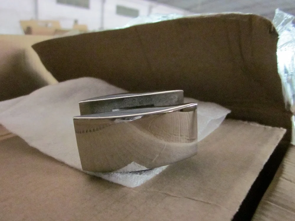 Adjustable  floor glass clamp or  glass door fitting L020 sliding floor guide with 8 to 14mm thickness