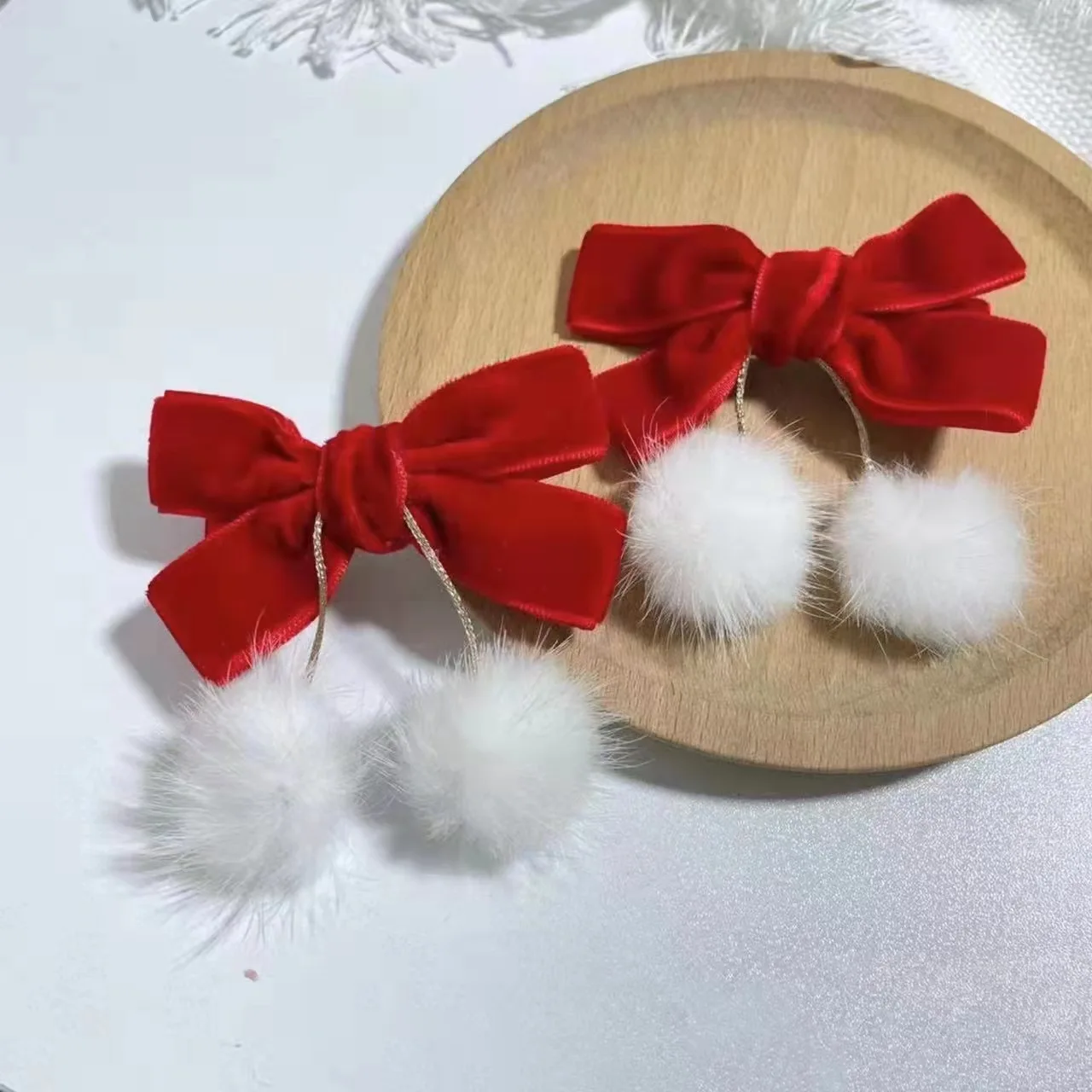 Китайская популярная Милая Рождественская плюшевая заколка для волос, красная бархатная заколка для волос с бабочкой для Рождества