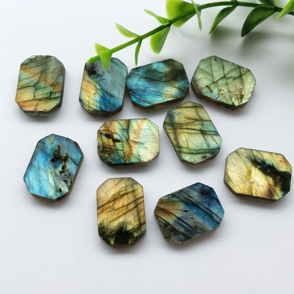 wholesale labradorite nature good quality colorful flashing labradorite stone for gift