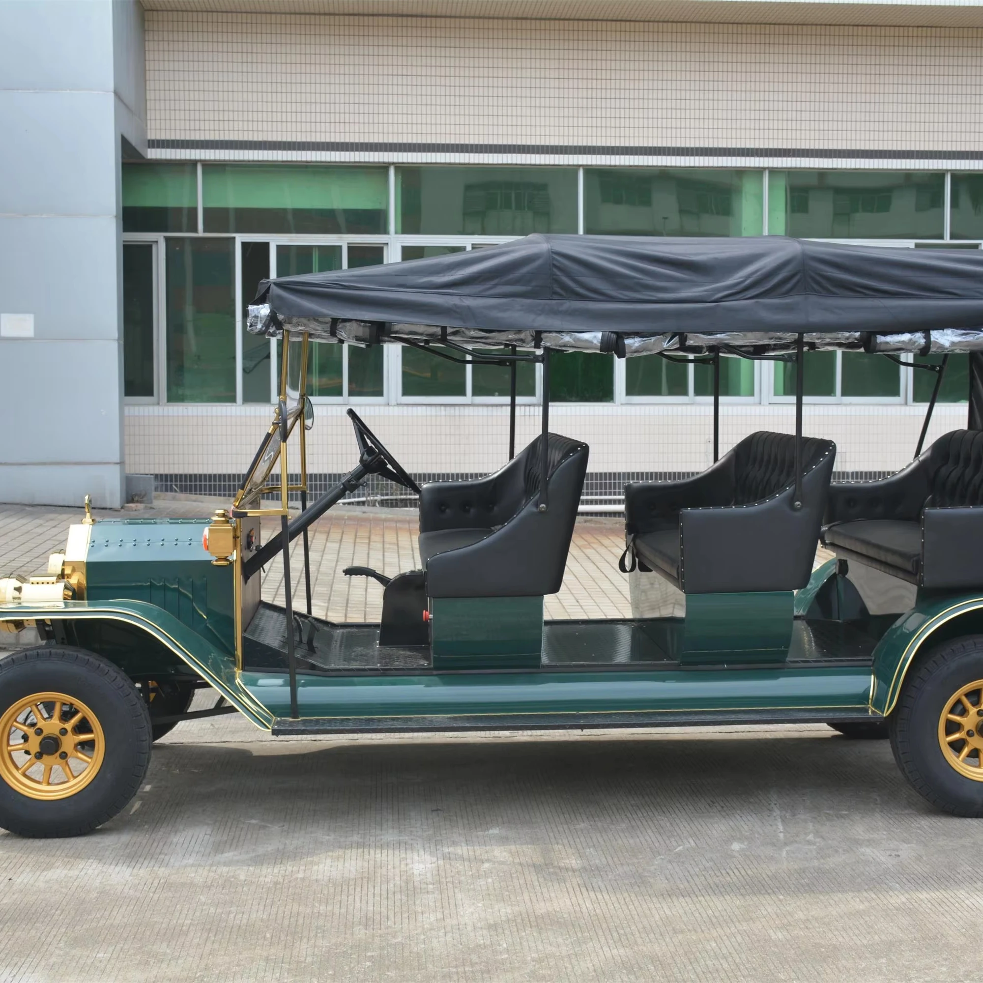 New Energy Electric Classic Car 8 Seats 5Kw High Efficiency And High Speed Ac Motor with Canopy Electric Vintage Car
