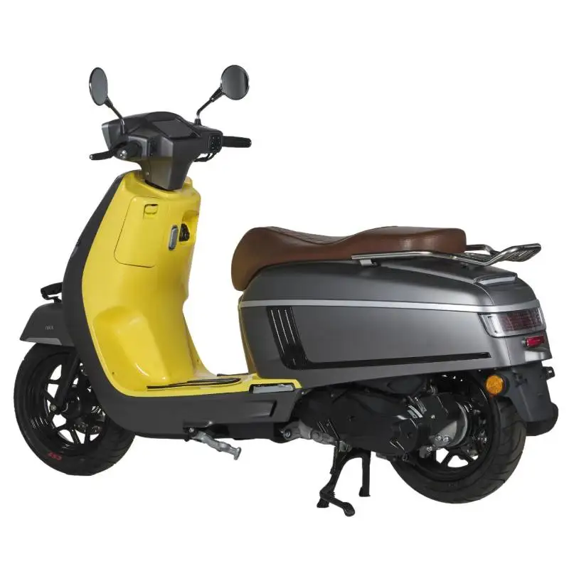 150cc250cc Gasoline Scooter  Light and Convenient Adult Gasscooter