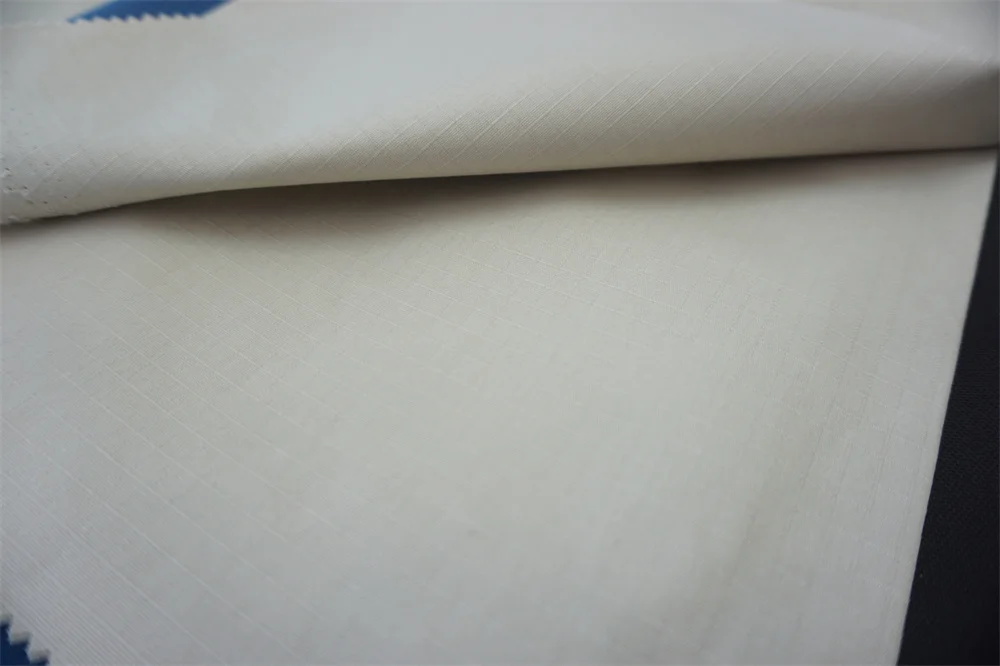 High Quality 600D Oxford Waterproof PU Coating Solution DYE FR(FMYSS 302)C6 WR 500MM 100% Polyester Fabric For Luggage