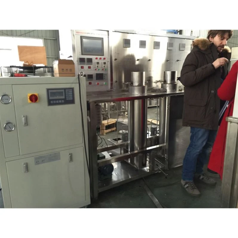 
Small supercritical CO2 extractor 