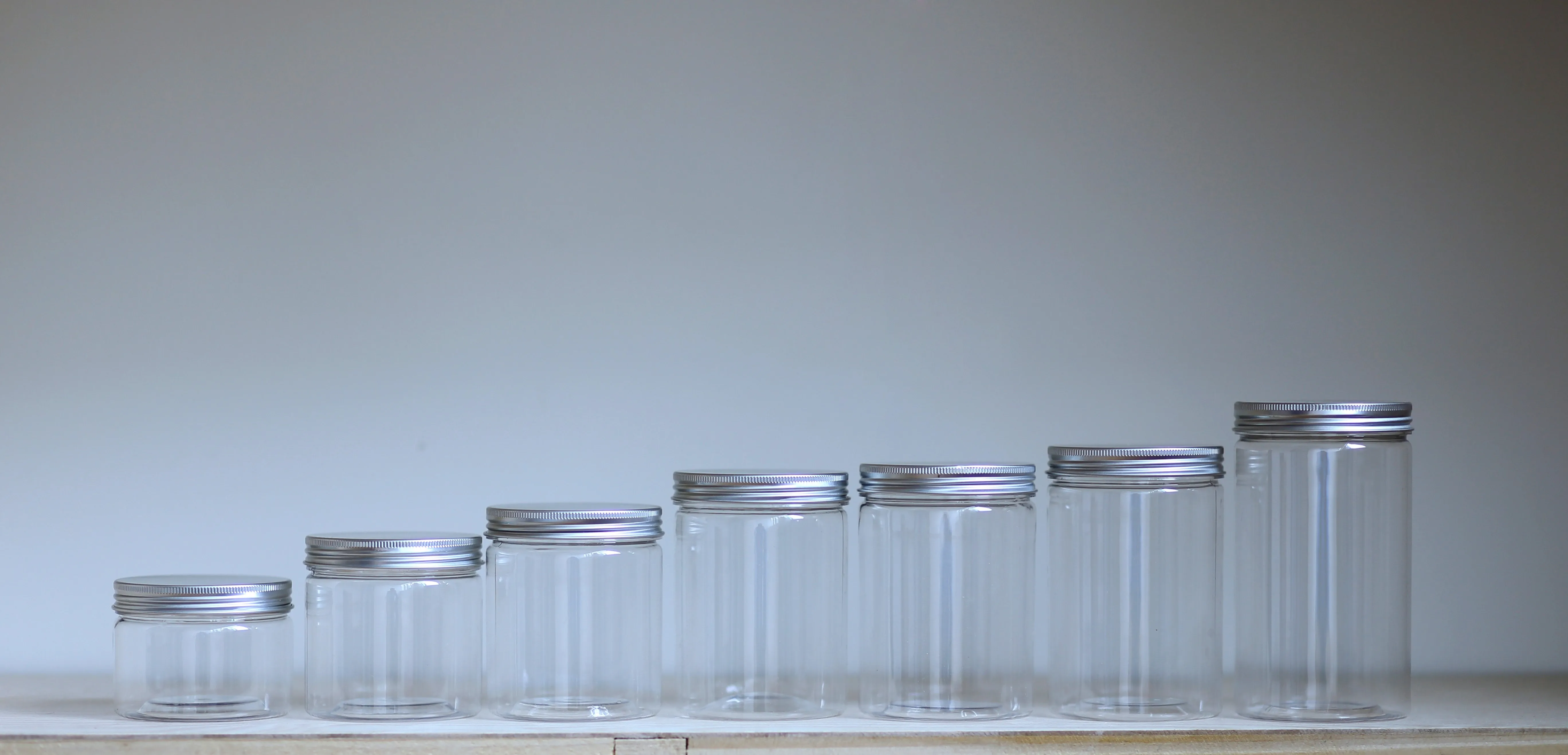 Manufacturer PET Clear Empty Plastic Cosmetic Jars Food Container With Aluminum/Plastic Lids