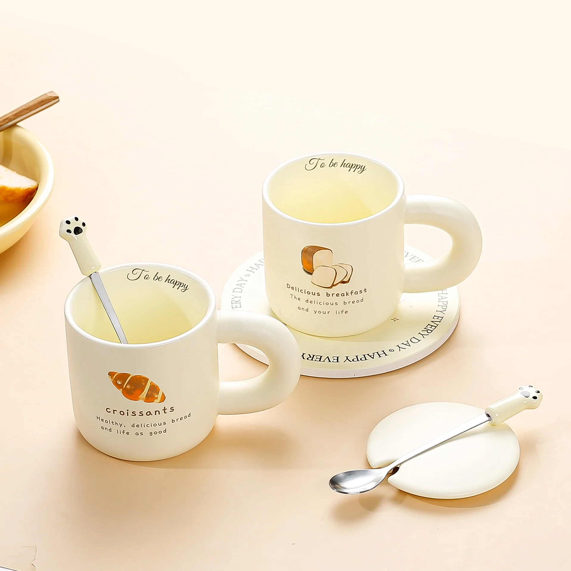 New Arrival Ins Korea Cartoon Croissant Bear Mug Large Capacity Milk Cup Heat Resistant Ceramic Couple