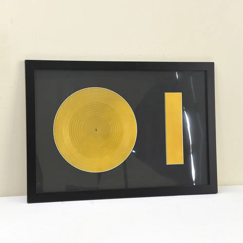 Customized High Quality Simplicity Wooden Color Black CD Display for Collection Mounting Wall Art Frame