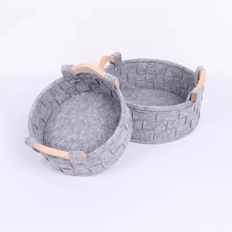 Handmade felt woven basket factory wholesale home office desk storage basket with wood handle