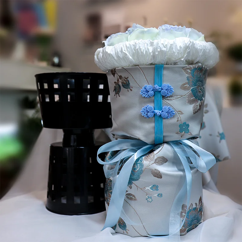 JAYWOOD New Design Flower Packaging Barrels Supplies Material Bouquet Bucket Plastic Flower Arranging Container Moulds