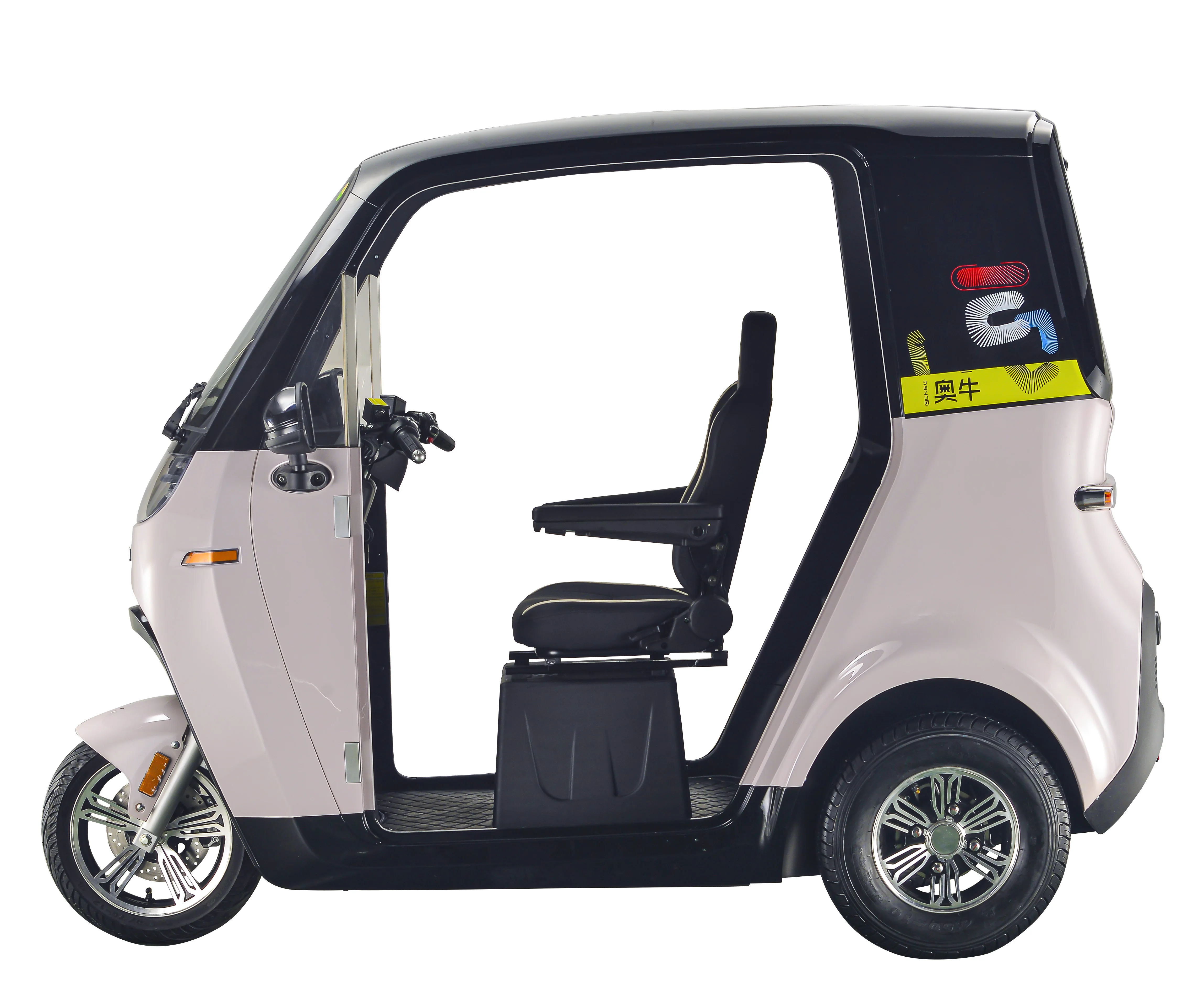 Factory Big Power Electric Tricycle Enclosed Body 3 Wheels Electric Scooter For Passenger without Door 60V Cargo Closed Eec 4M