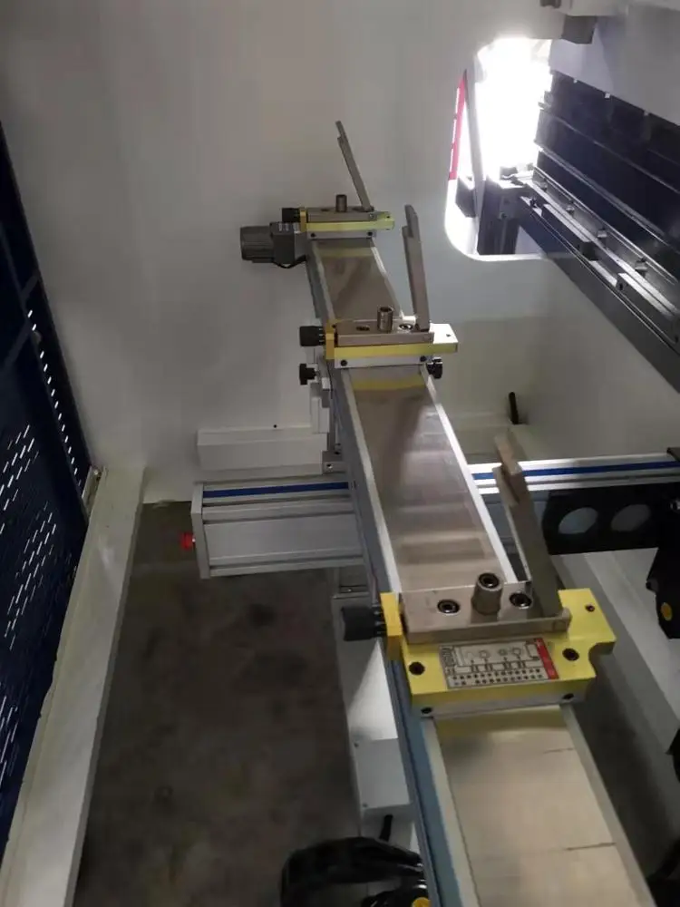 Factory Price Sheet Metal CNC Hydraulic Press Brake /Amada Bending Machine/Bender China Made