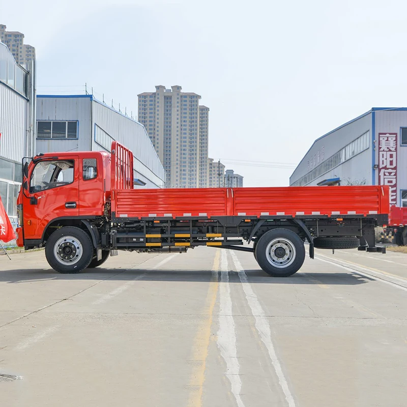 Light Duty 5 Tons Load Cargo Trucks for Sale