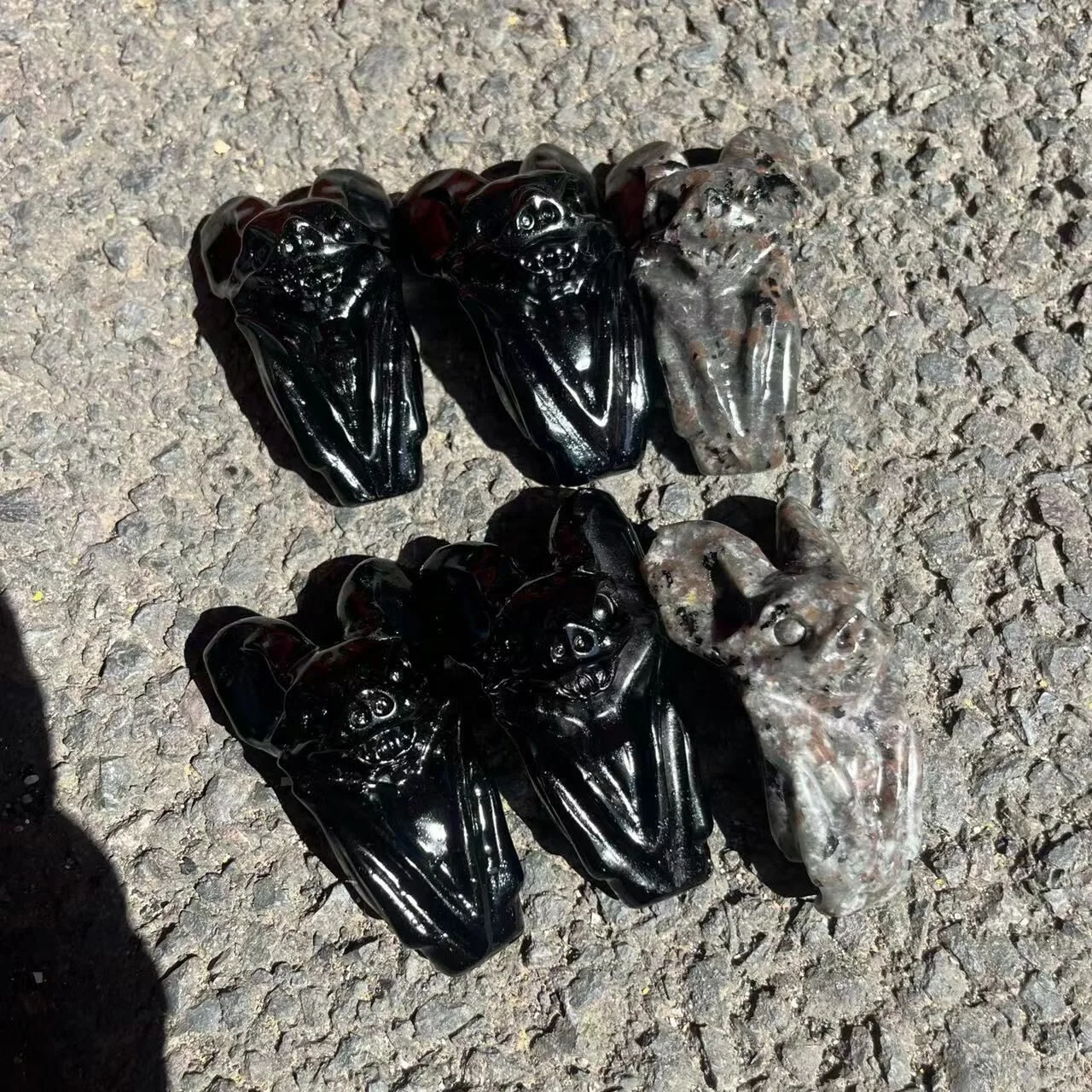 High Quality Caved Crystal Crafts Wholesale Bulk Black Obsidian Bat Carvings For Halloween Gift