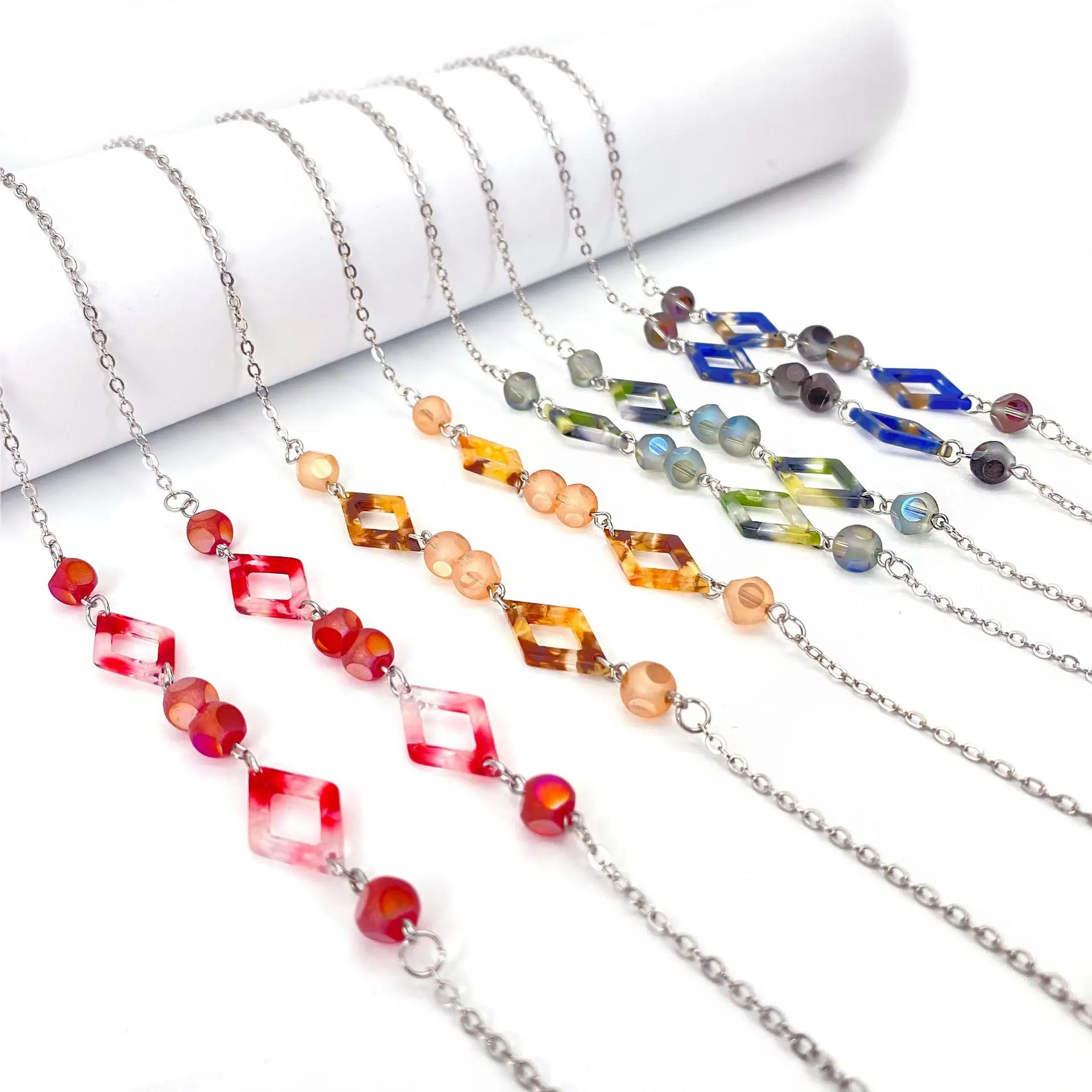 2023 Fashion Reading Glasses Chain Metal String  Sunglasses Chain Wholesale Brand Design
