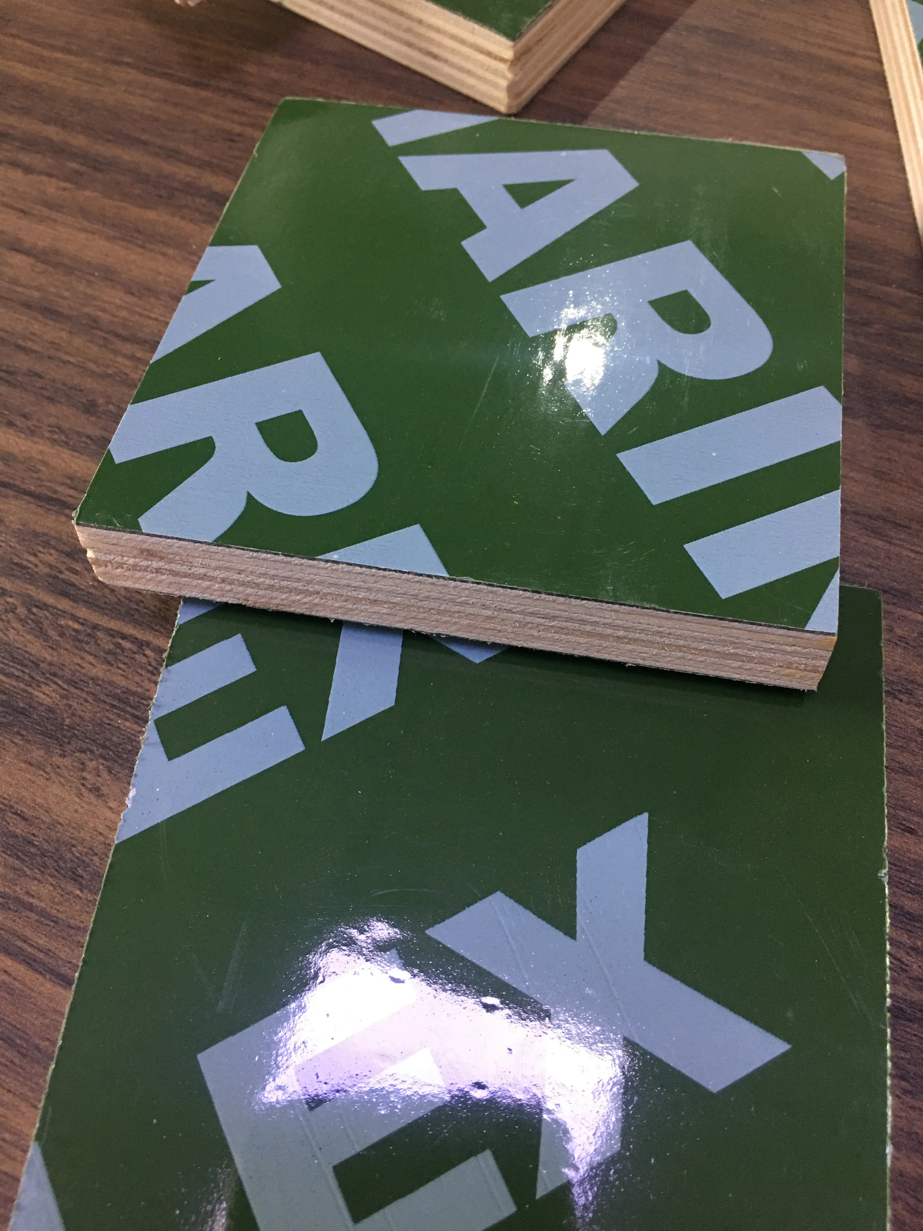 High quality 18mm 20mm 21mm blue green orange color pp plastic film faced plywood factory