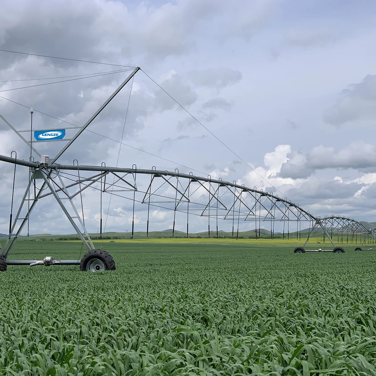 Best selling mini center pivot irrigation system low price for sale