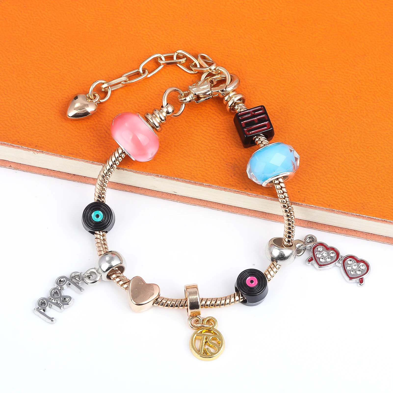 2024 New Wave Diy Handmade Customized Bracelets Tayl/or Sw/ift Music Jewelry Charms Bracelets