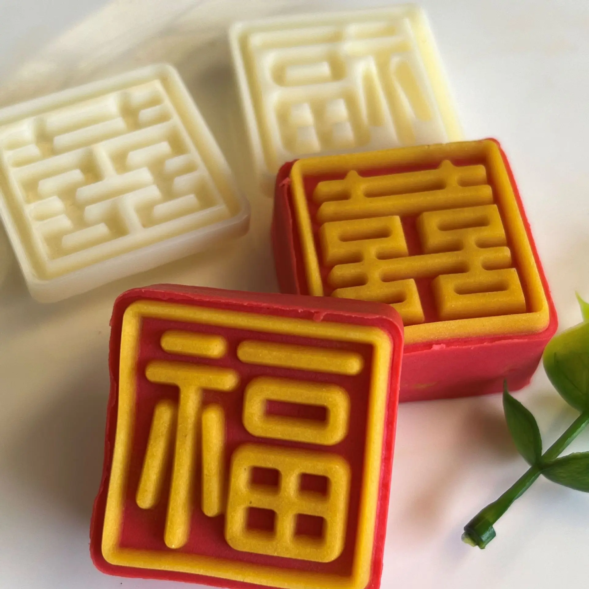F2496 30g50g square edge 3D Chinese character baking hand pressure mooncake mold Candy cake baking mold