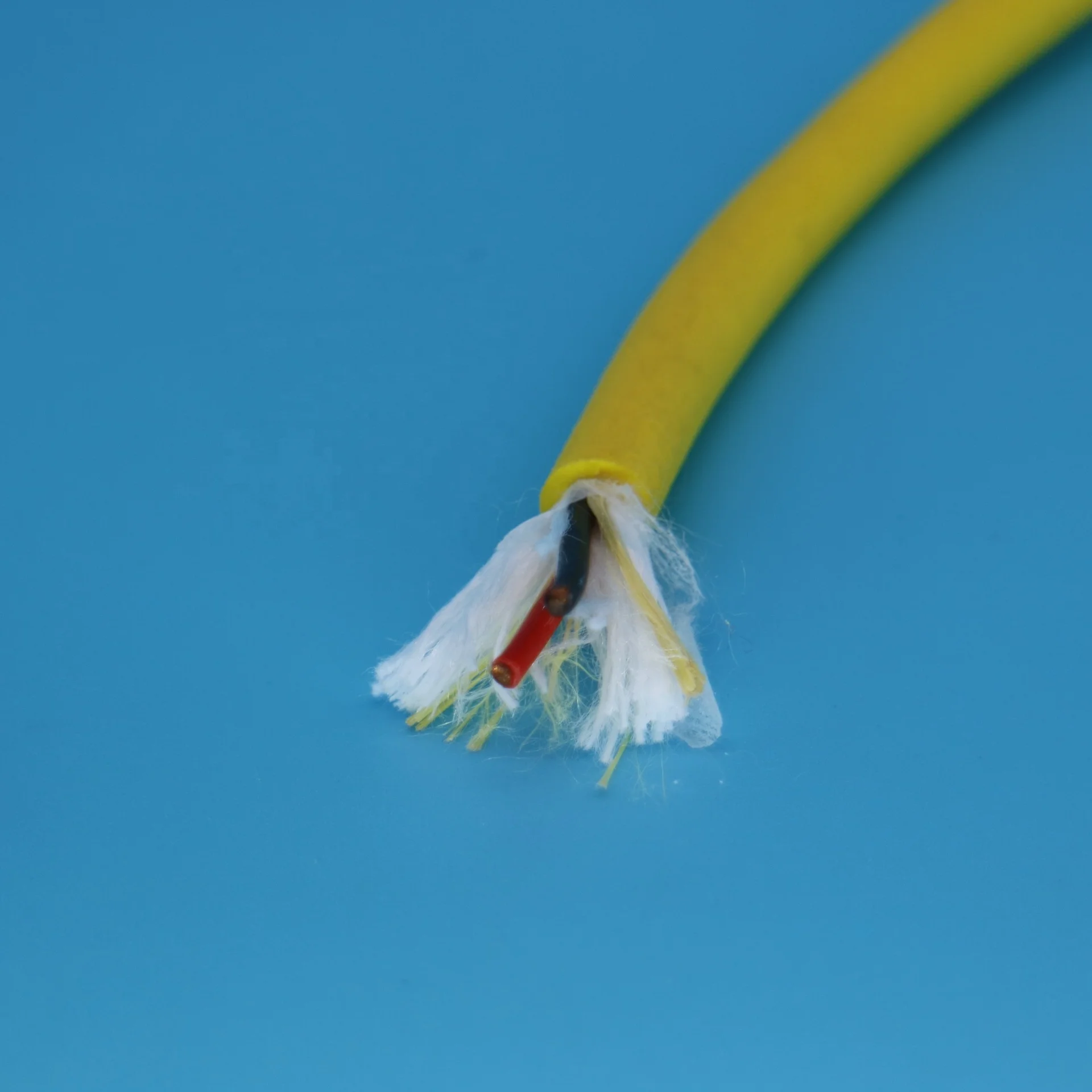 Two core floating cable fathom rov tether with kevlar