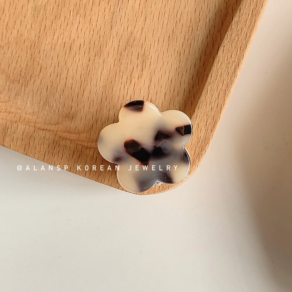 
Fashion Small Girl Hair Holder New Style Acetate Material Wholesale Pink Sweet Flower Hair Clip 