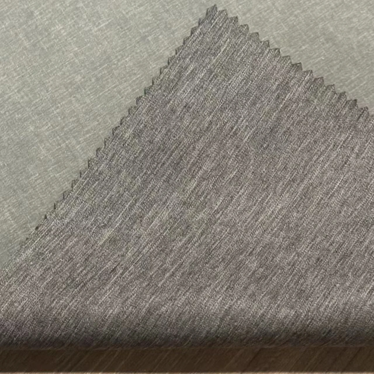 Оптовая Продажа с фабрики изготовленная на заказ цветная 100% полиэфирная TPE ламинированная ткань 300D катион Оксфорд для сумок