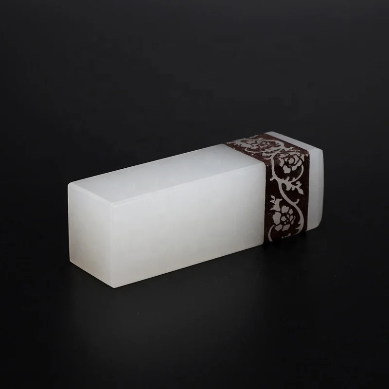 Заводская изготовленная на заказ Изысканная частная печать из драгоценного камня Нефритовая кристаллическая гравированная