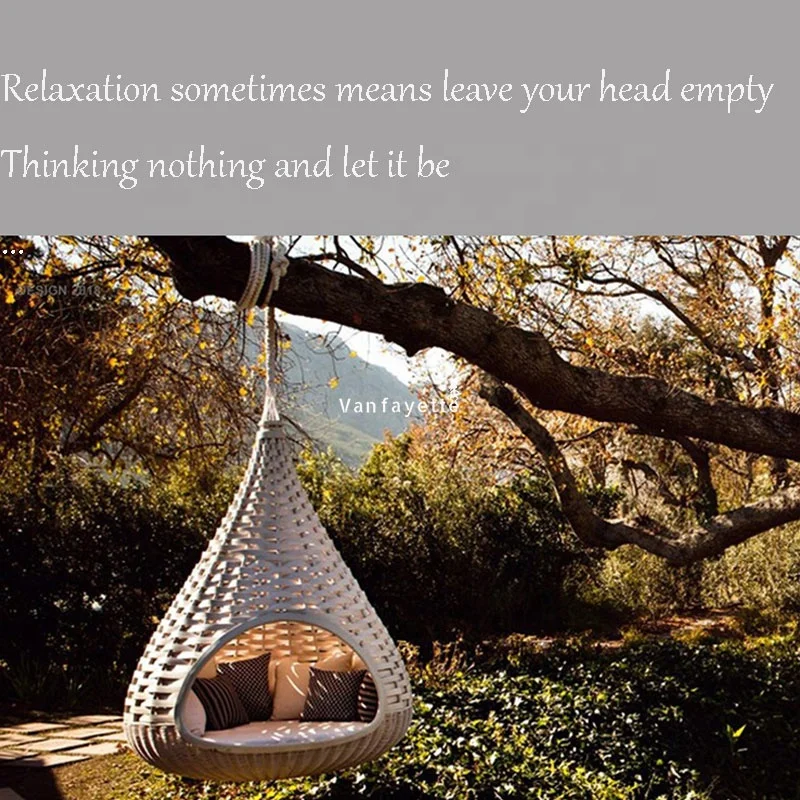 Customized Hanging Lounge Day bed House Wide Rattan Weaving High End Luxury tropicana elements hotel furniture