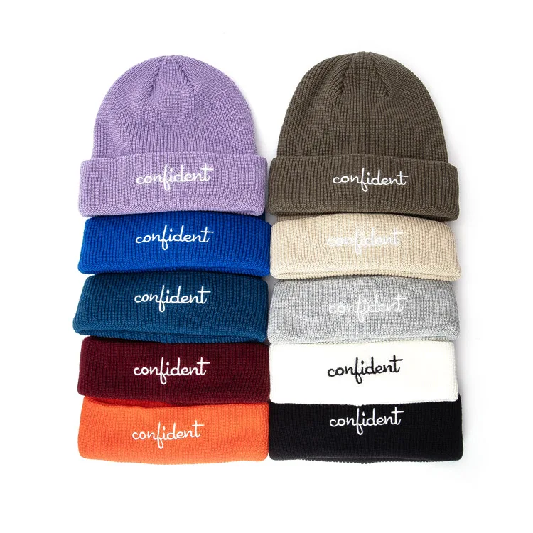 Стильные Теплые уличные дизайнерские шапки-бини с вышивкой от частного