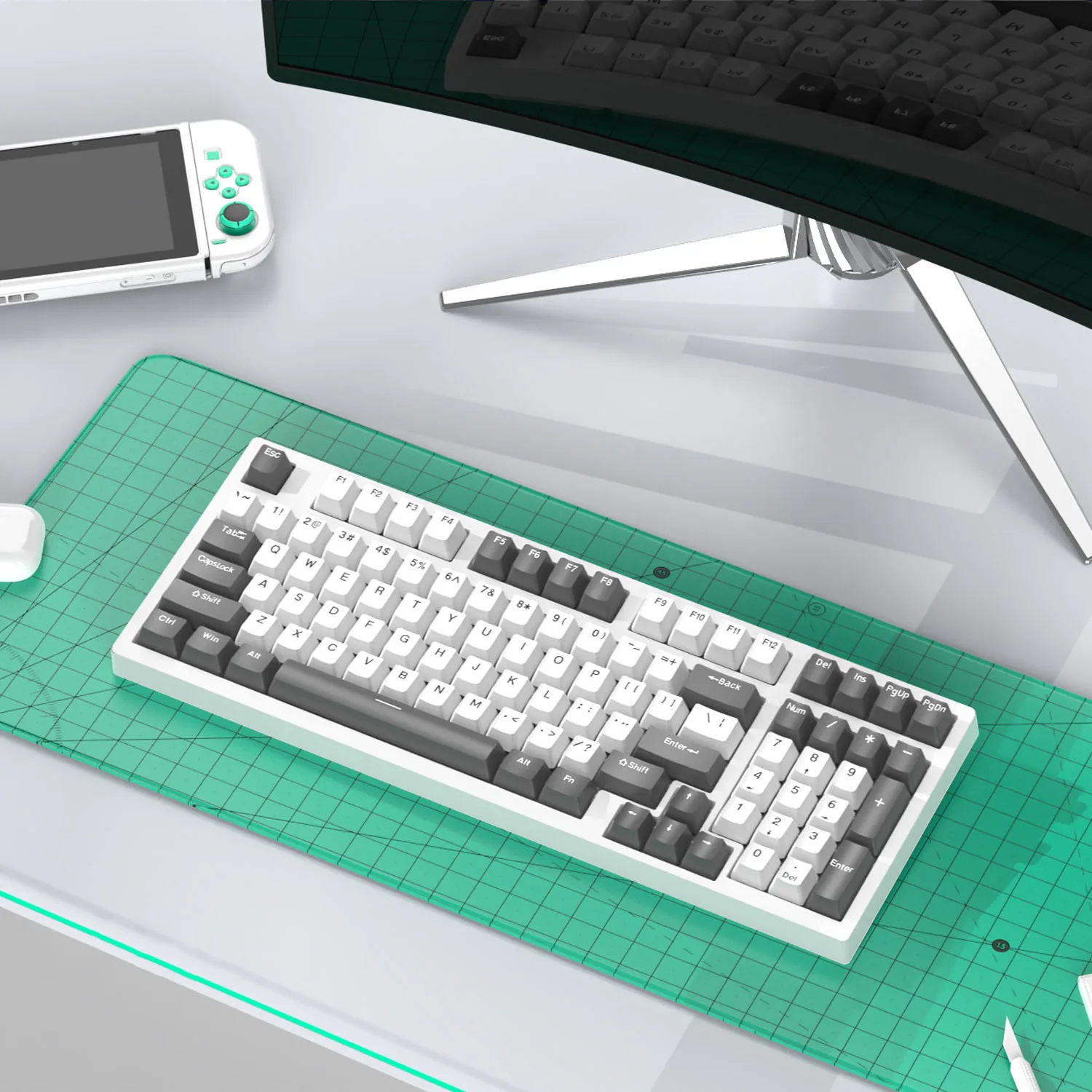 Игровая клавиатура 98 механическая RGB динамическая подсветка