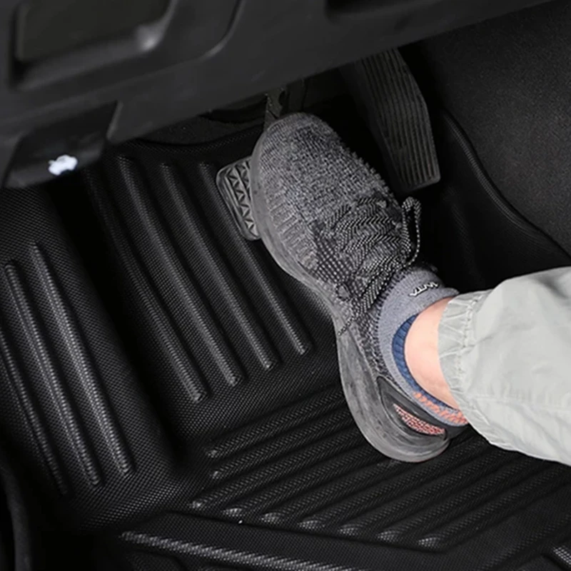 Luxury anti slip waterproof TPE custom 3d car floor mat Ford Ranger