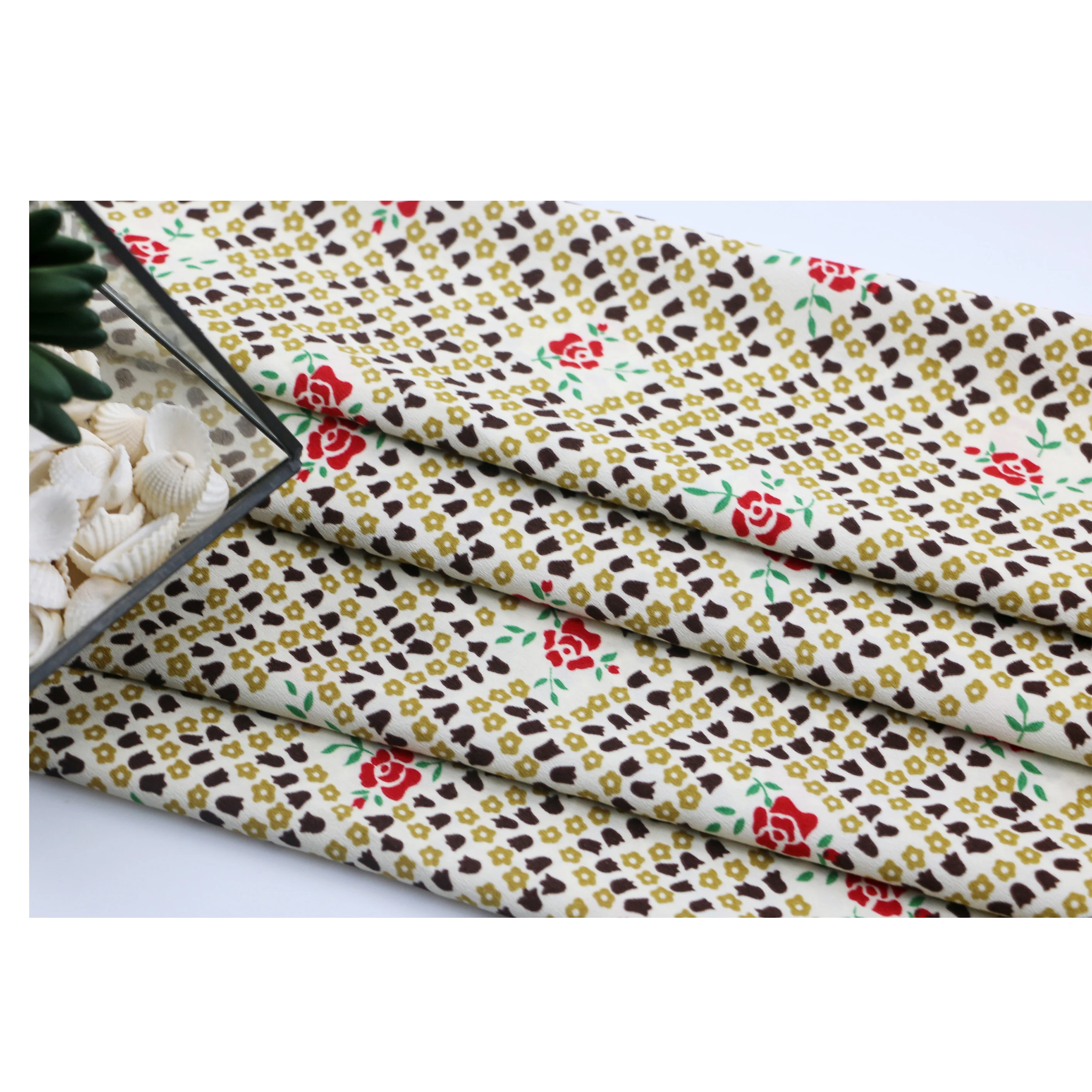 WI-B07 запас 100% полиэстер контраст с геометрическим узором из мягкого текстиля, креповой ткани для дамы платье