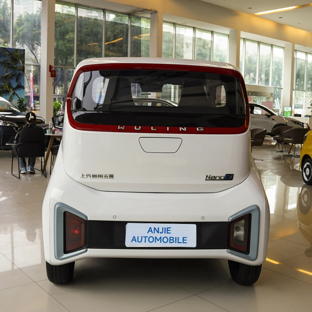 Китай самый дешевый carro electrico в наличии левый седан 2 сиденья время автономной работы 305 км wuling nano ev автомобильный